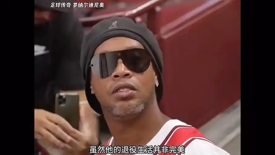 少有三个需