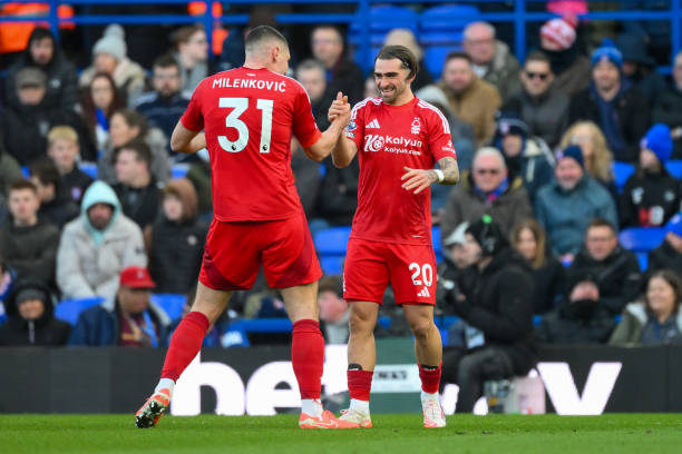 就在关键时 就在关键时