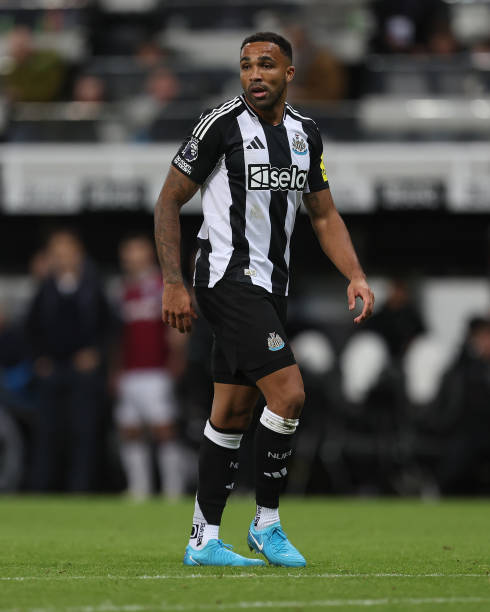 队配合上显 队配合上显