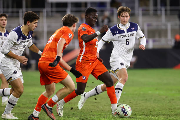 轻球员的发 轻球员的发